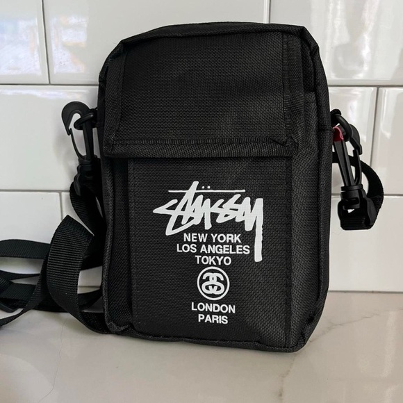 STUSSY Mini Shoulder Bag Novelty TOKYO LONDON PARIS Pochette Pouch 17 x 12 x 4cm - Picture 1 of 3